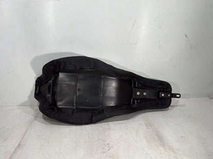 2011 Harley Street Glide Touring FLHX OEM Passenger Rider Driver Seat Saddle