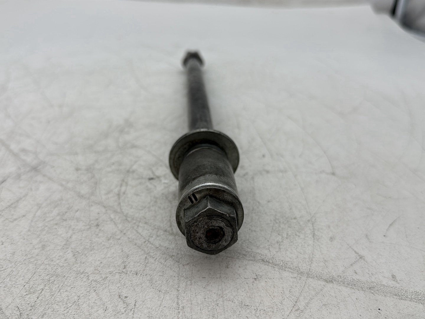 2000 Harley Dyna FXDWG Wide Glide OEM Rear Wheel Axle Bolt Shaft