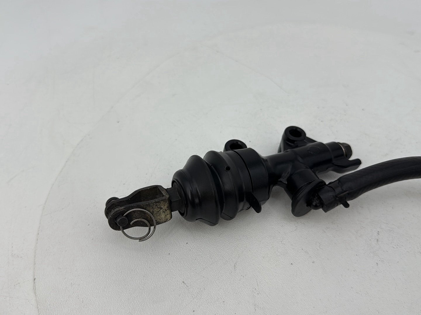 2004 - 2013 Harley-Davidson Sportster 883 Custom Rear Brake Line Master Cylinder Reservoir Tank 42521-04