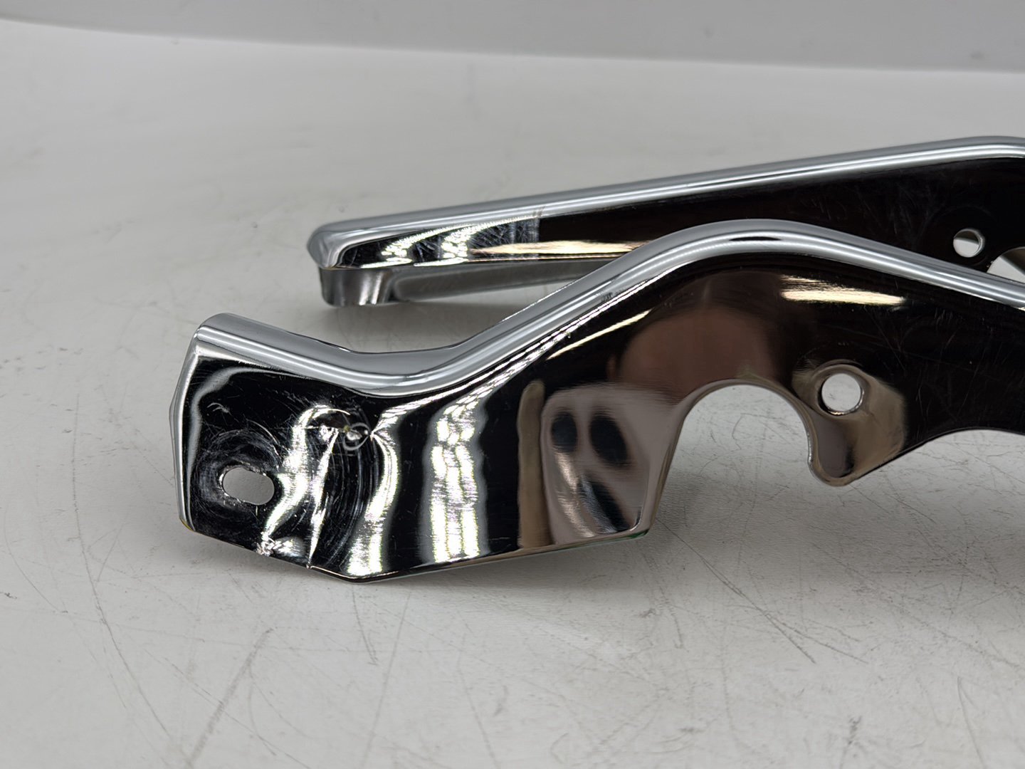 2005 Harley Touring FLHRCI Road King Classic OEM Rear Left Right Fender Struts Bracket
