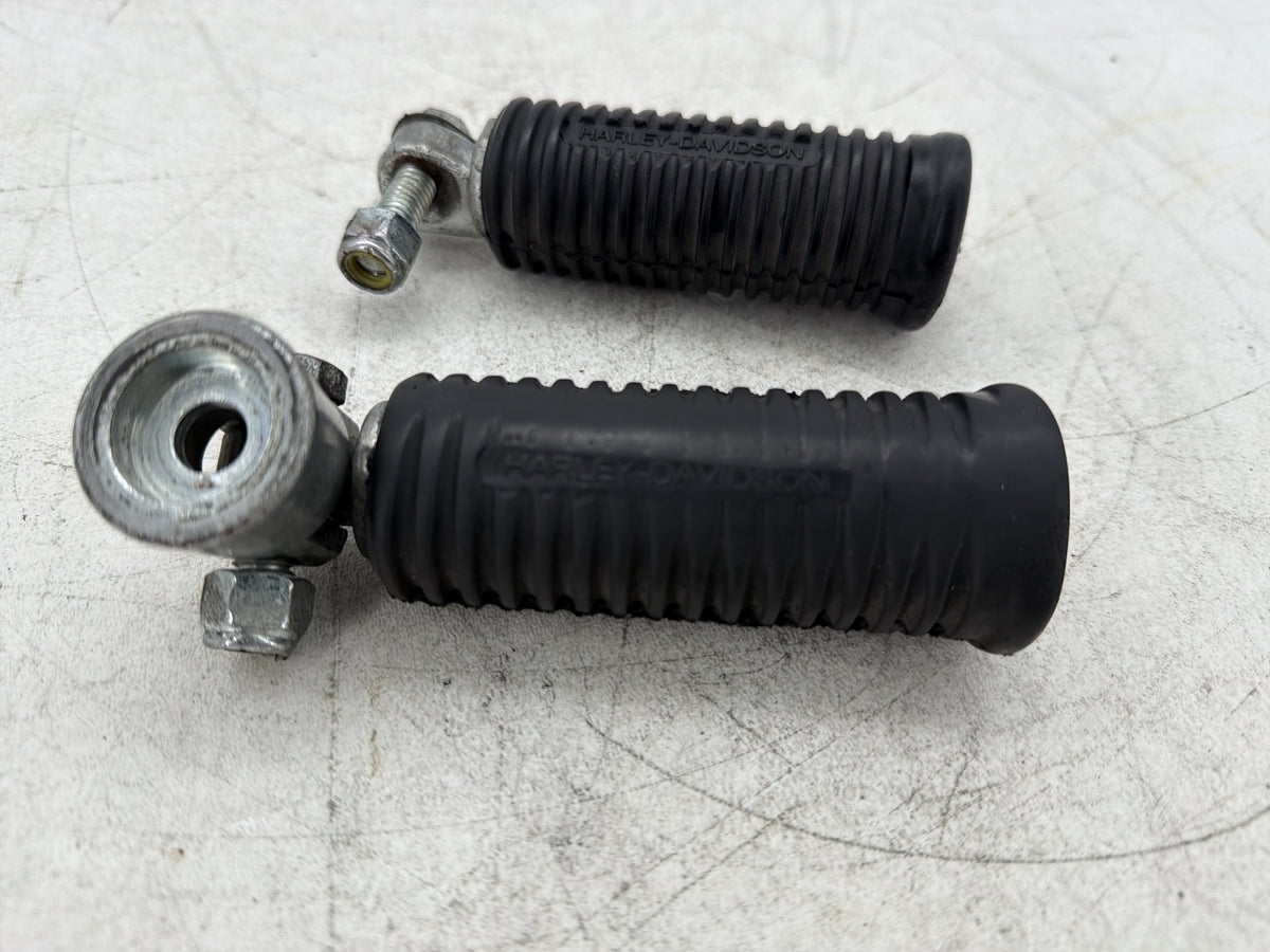 2000 Harley Sportster 1200 Custom XL1200C OEM Left & Right Step Foot Rest Pegs