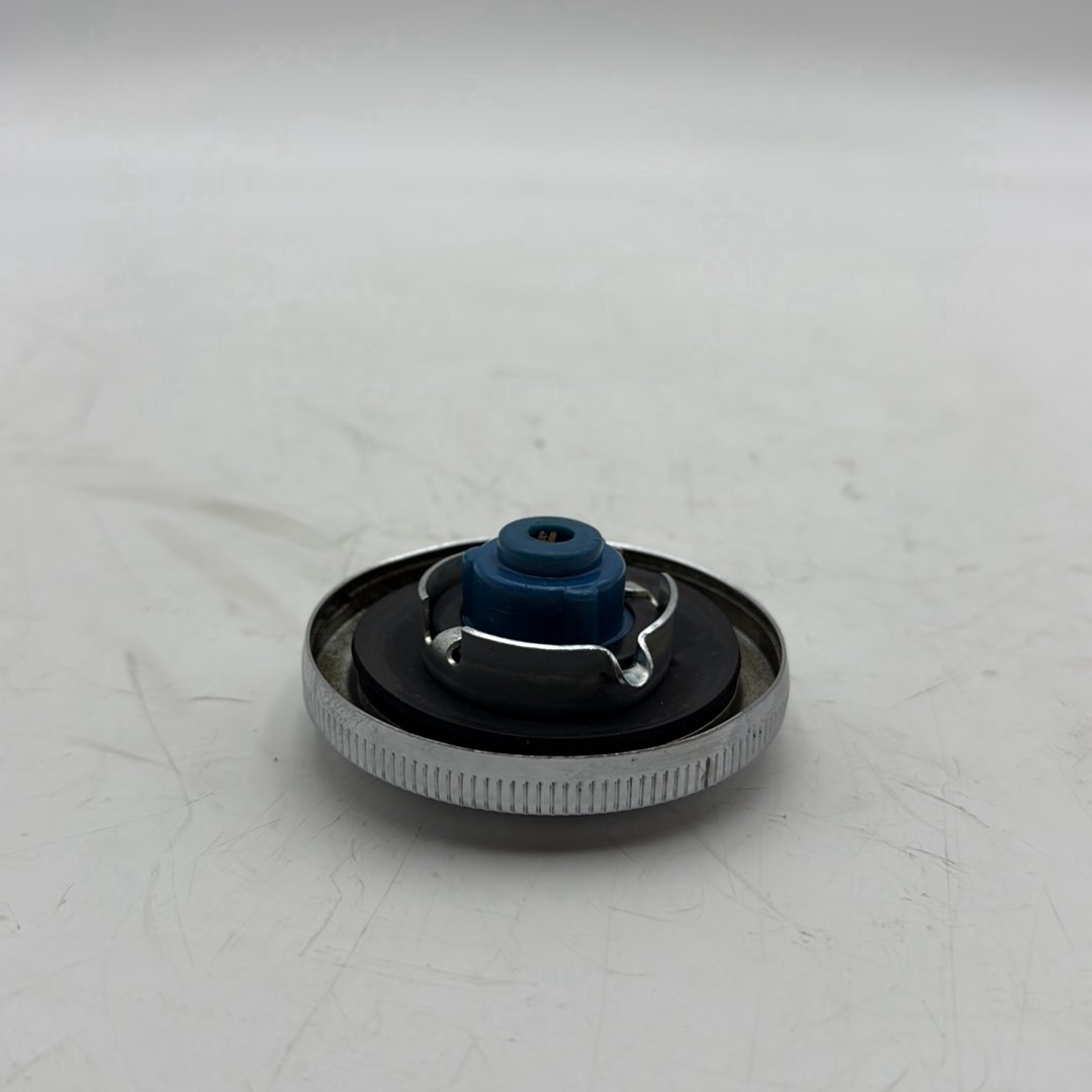1999 - 2006 Harley-Davidson Dyna Low Rider Fuel Gas Tank Cap Bushing Hub  	61272-92C