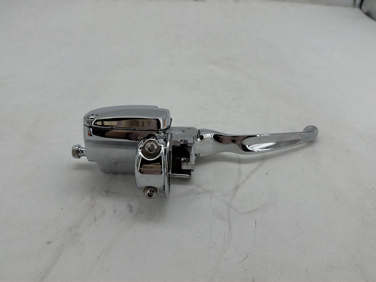 07 Harley Street Glide Touring FLHX OEM Front Right Brake Lever Master Cylinder