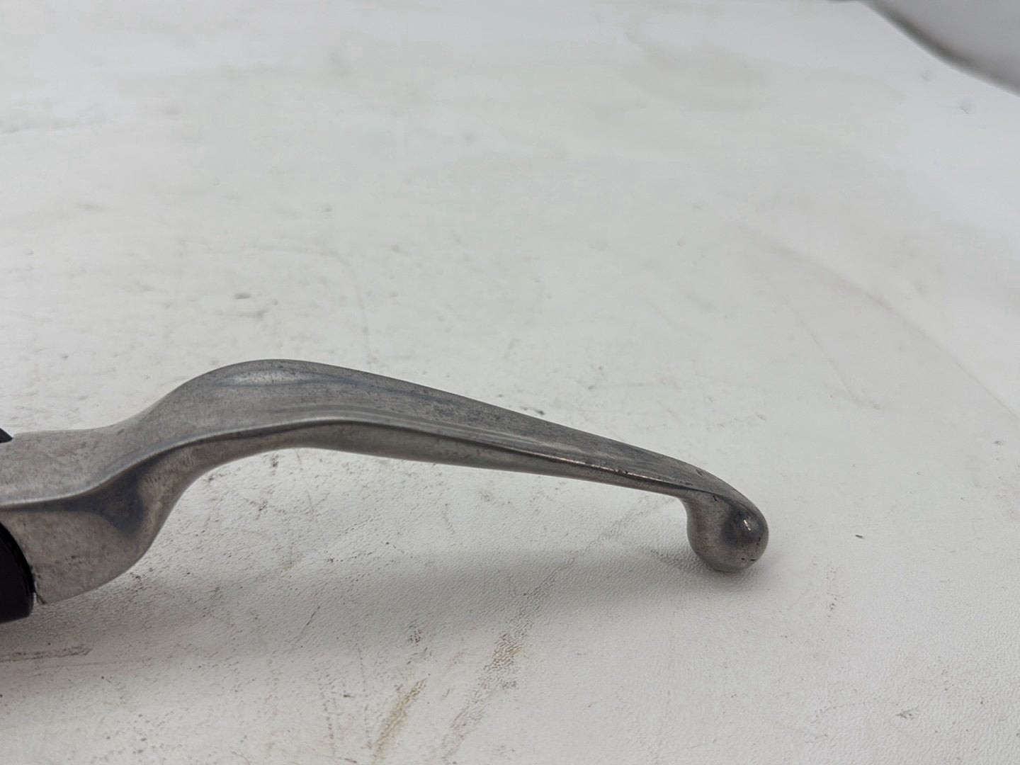 2007 Harley Street Glide Touring FLHX OEM Front Right Brake Lever Master Cylinder