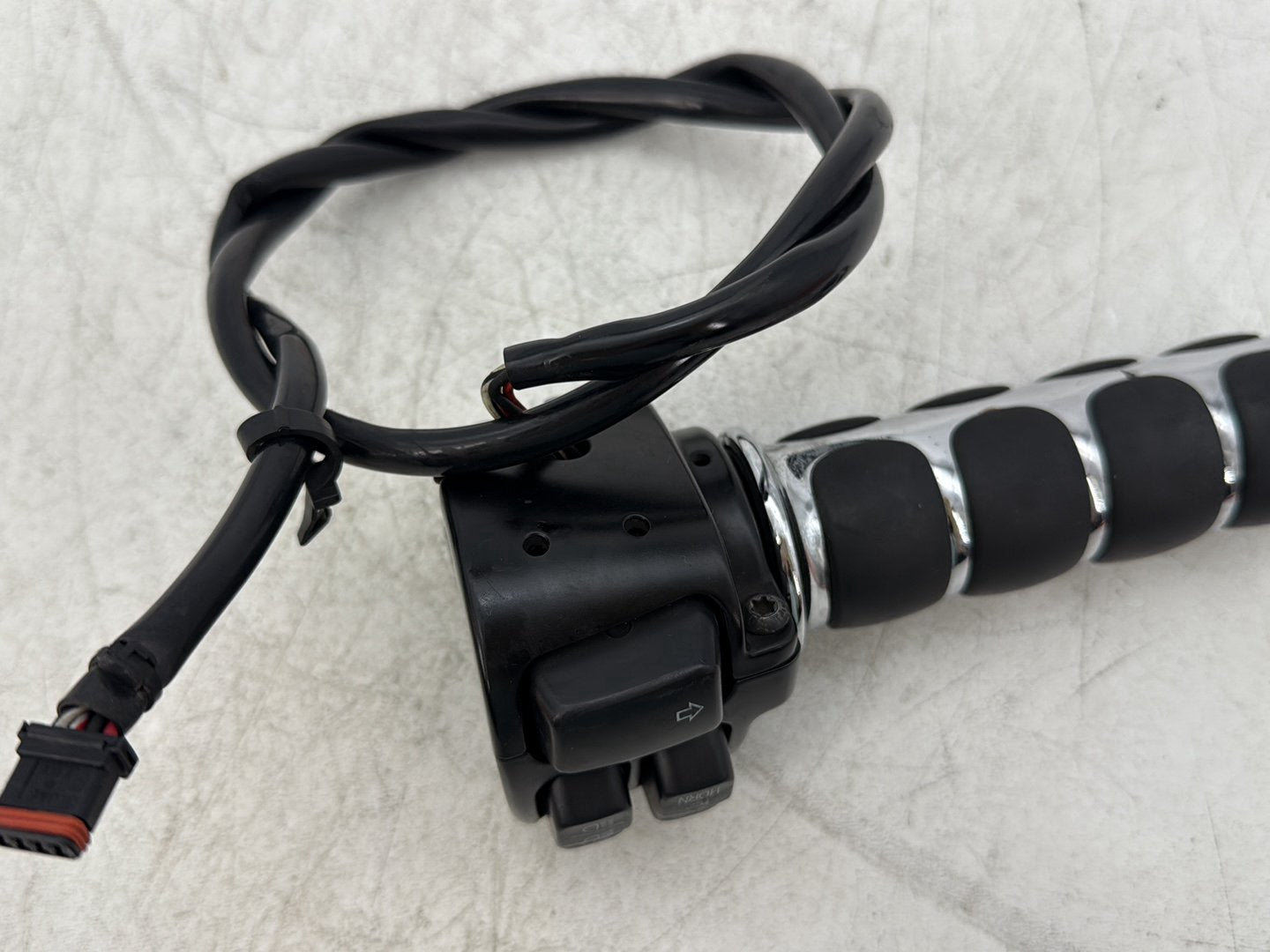 2013 Harley Heritage Softail Classic FLSTC OEM Left Turn Signal Headlight Switches Controls