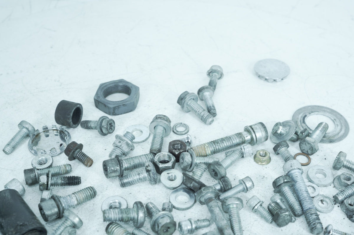 2007 - 2011 Harley-Davidson Touring Electra Ultra Hardware Bolts Nuts & Brackets
