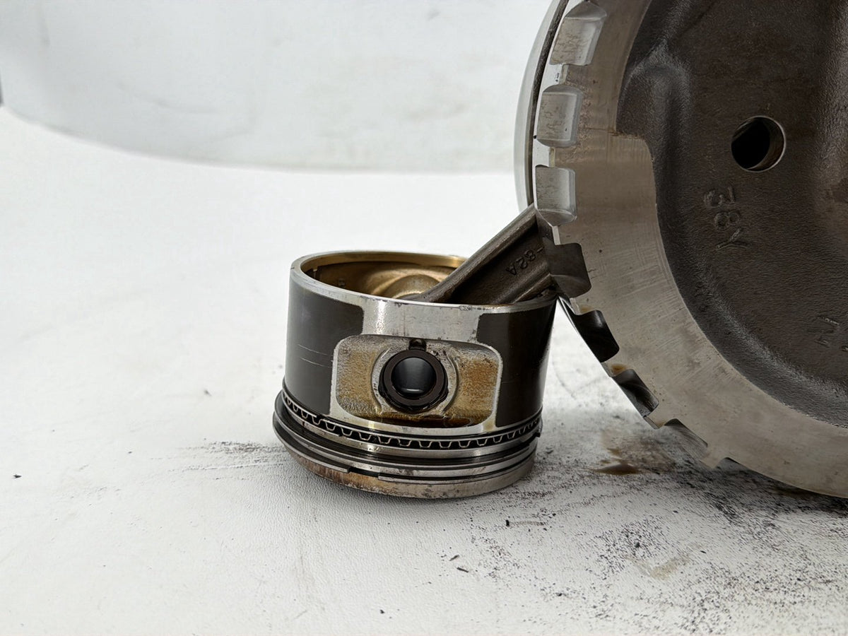 1996 Harley Road King FLHPI EVO Engine Crankshaft Flywheel Pistons Parts