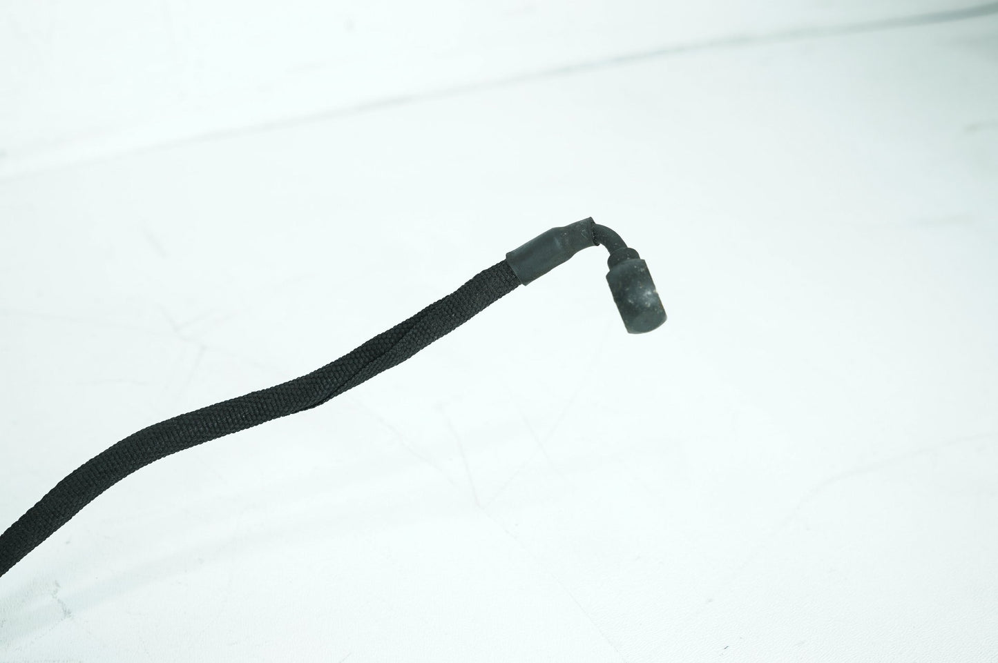 1999 - 2006 Harley-Davidson Dyna Street Bob Rear Brake Hose Line Pipe 40956-00A