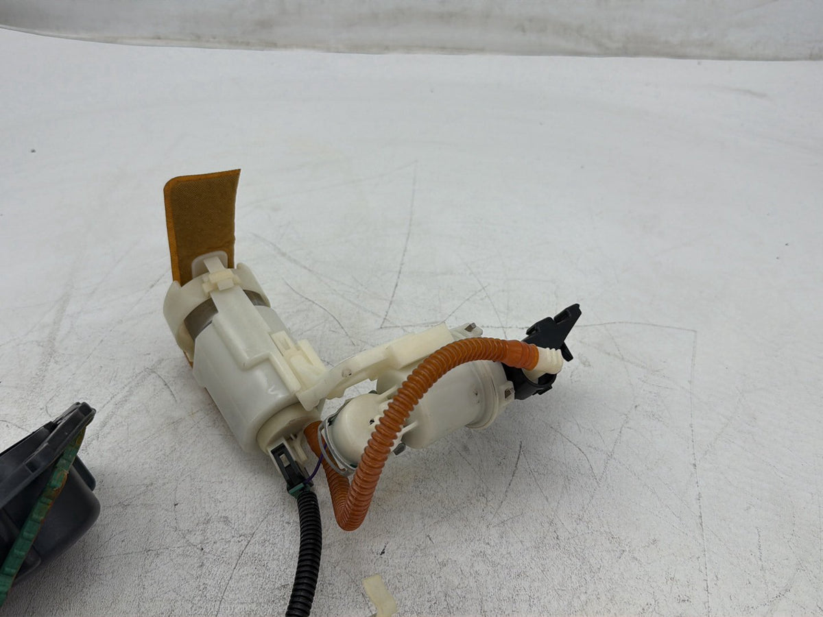 2006 Harley Dyna Super Glide FXDI OEM Fuel Pump Gas Gasoline Petrol Sending