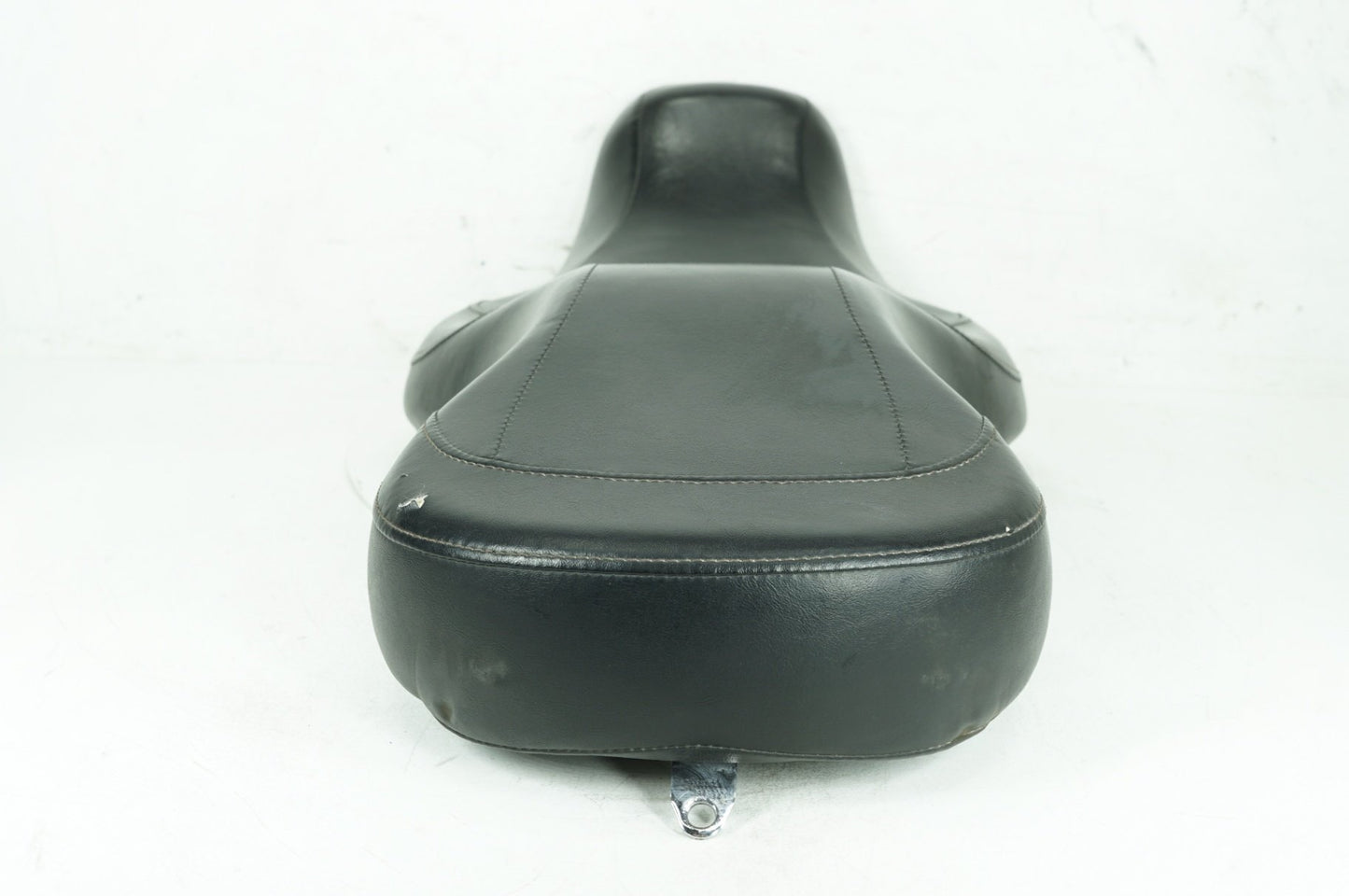2007 - 2016 Harley-Davidson Dyna Super Glide Passenger Rider Driver Seat Saddle 53079-06