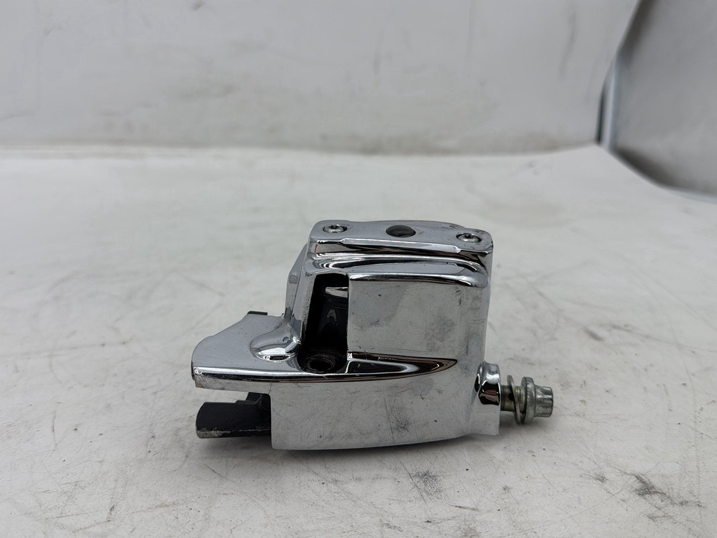 2002 Harley Heritage Softail Classic FLSTC OEM Front Right Hand Brake Lever Master Cylinder Reservoir