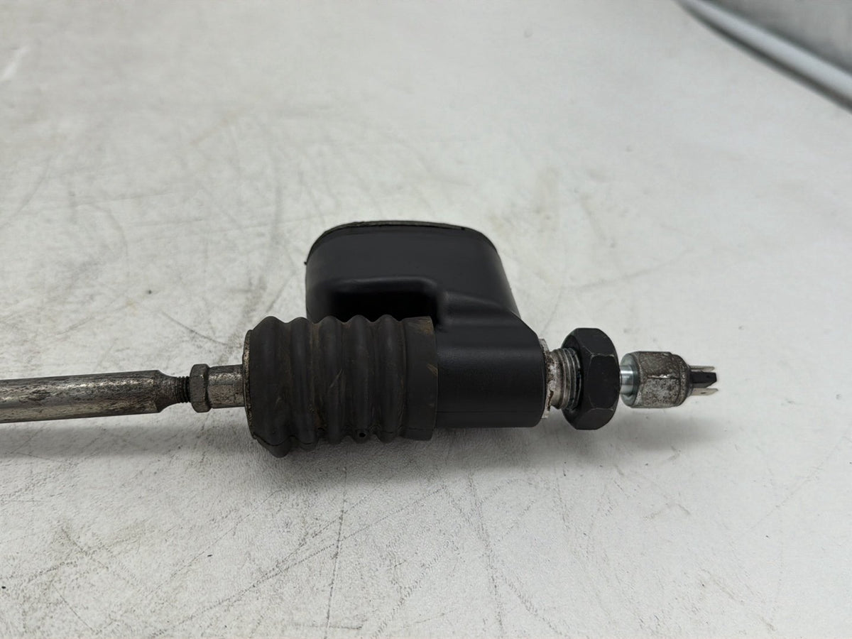 2009 Harley Dyna Street Bob FXDB OEM Rear Brake Master Cylinder Reservoir