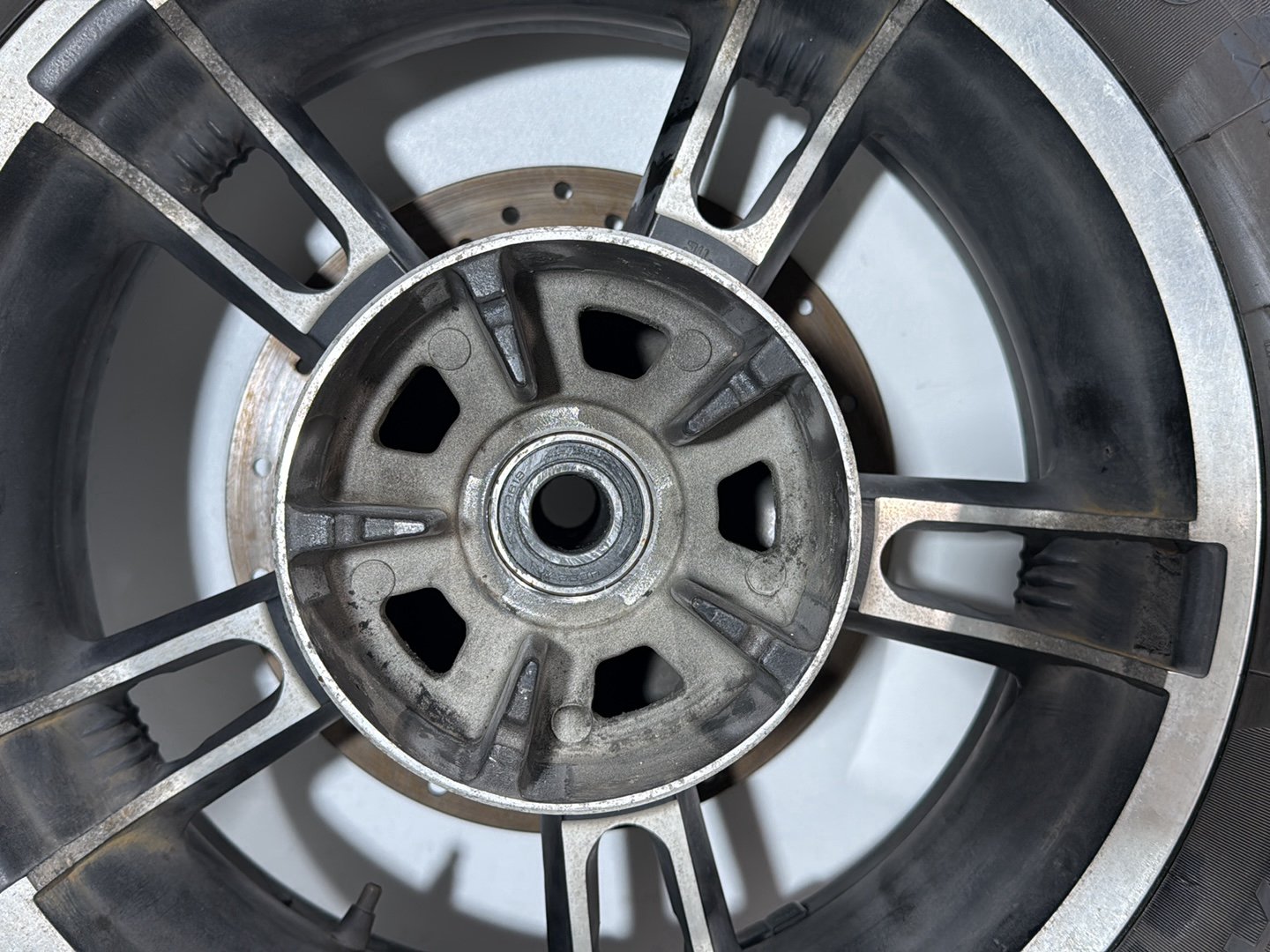 2014 Harley Street Glide Touring FLHXS OEM Front & Rear Wheel Rim Tire