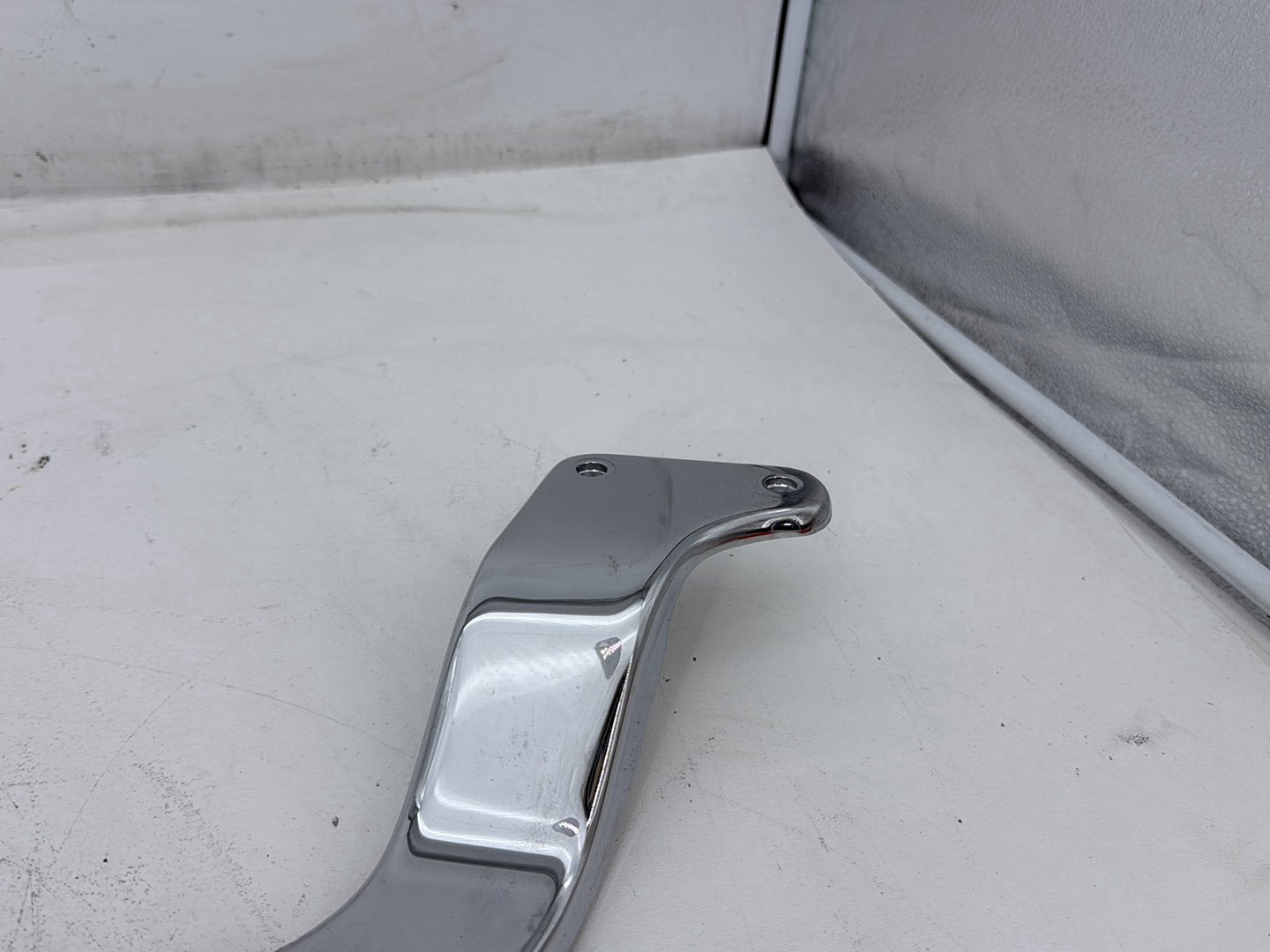 05 Harley Heritage Softail Classic OEM Rear Left &amp; Right Fender Support Bracket