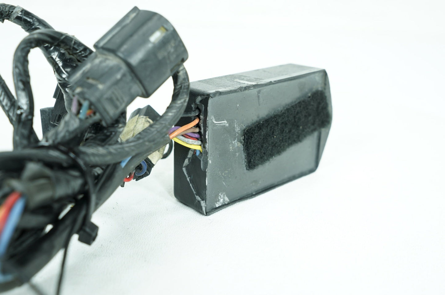 2009 - 2016 Harley-Davidson Touring Street Glide Security Alarm Control Module Siren CRACKED