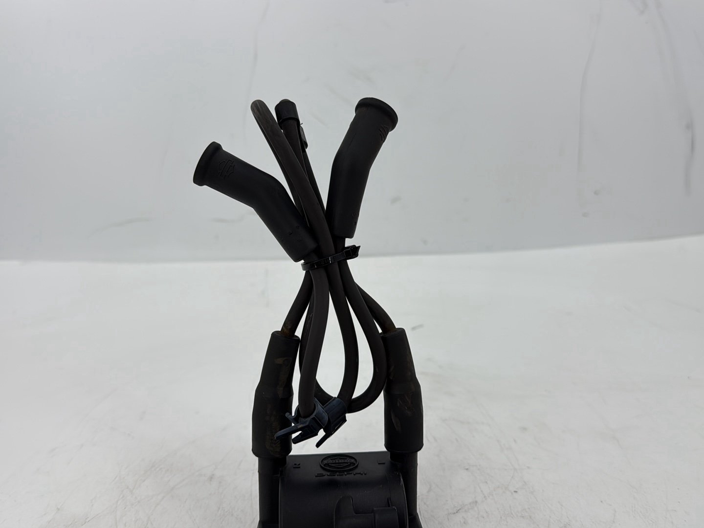 2008 Harley Touring FLHTCU Electra Glide Ultra OEM Ignition Coil Spark Plugs Cable