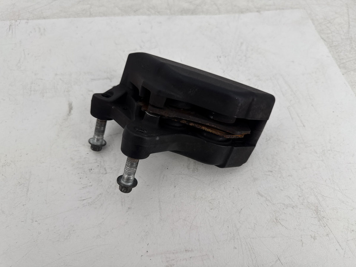 2013 Harley Street Glide Touring FLHX OEM Front Right 1 Brake Caliper