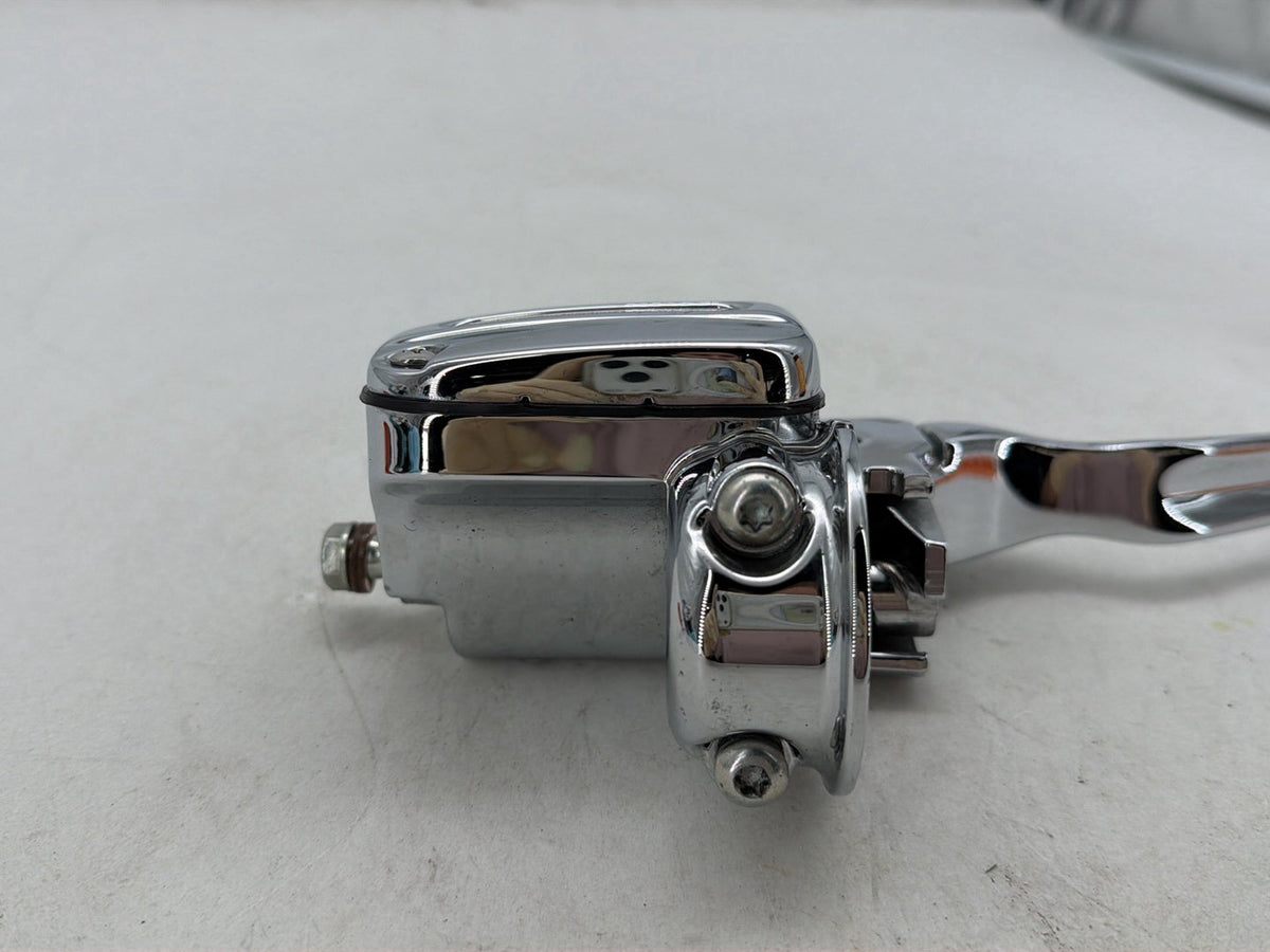 10 Harley Street Glide Touring OEM Front RH Brake Lever Master Cylinder CHROME