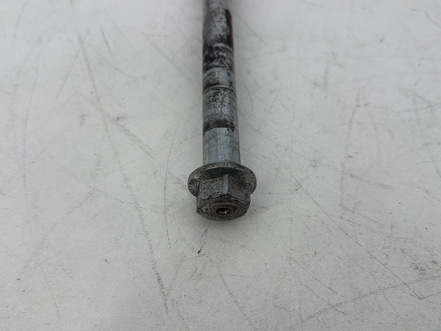 2000 Harley Touring FLHTCI Electra Glide Classic OEM Rear Wheel Axle Bolt Shaft
