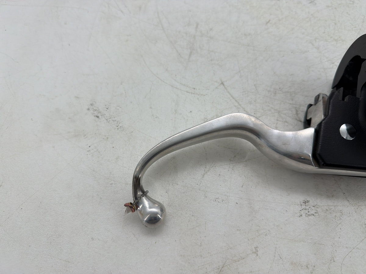 2020 Harley Softail Standard FXST OEM Front Right Brake Lever Master Cylinder