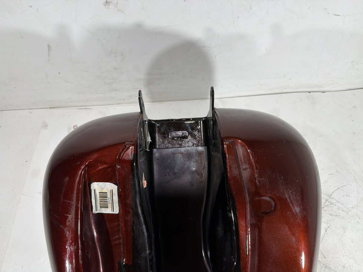 2011 Harley Electra Glide Touring Ultra Fuel Gas Tank Gasoline Reservoir DENTED
