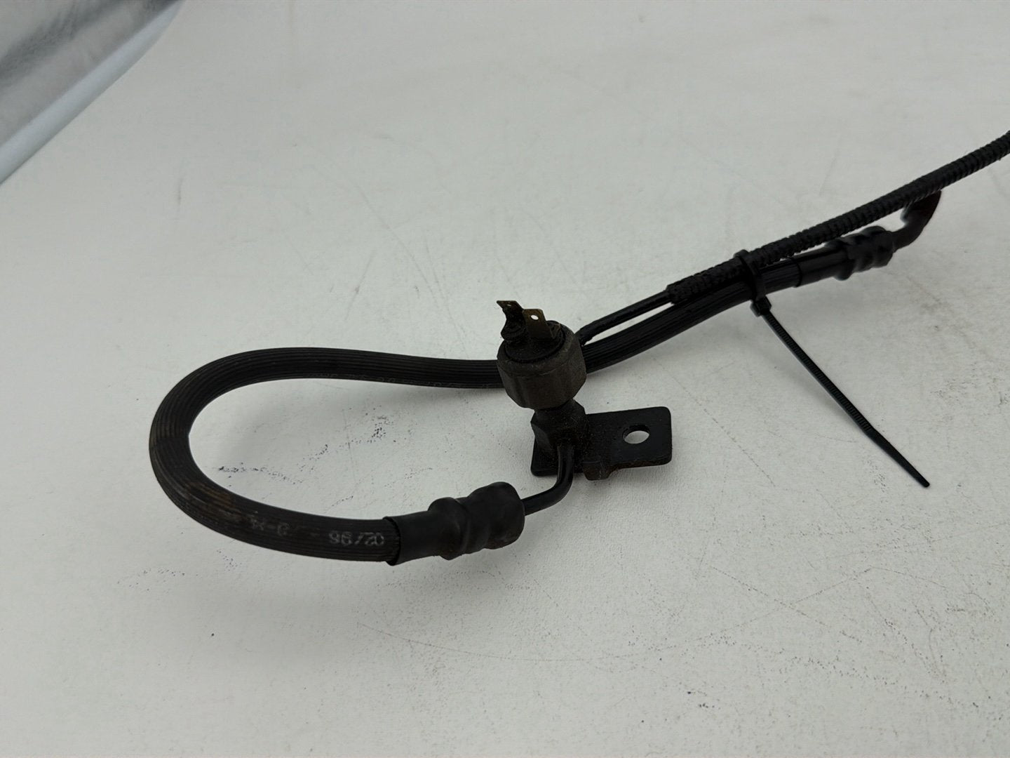 1986 - 1998 Harley-Davidson Softail Heritage Classic Rear Brake Hose Line Pipe 40957-87C