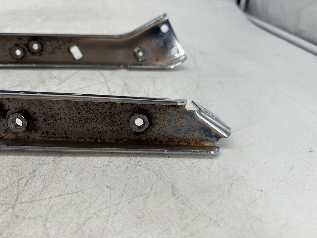 04 Harley Electra Touring Ultra OEM Left Right Saddlebag Fender Struts Brackets