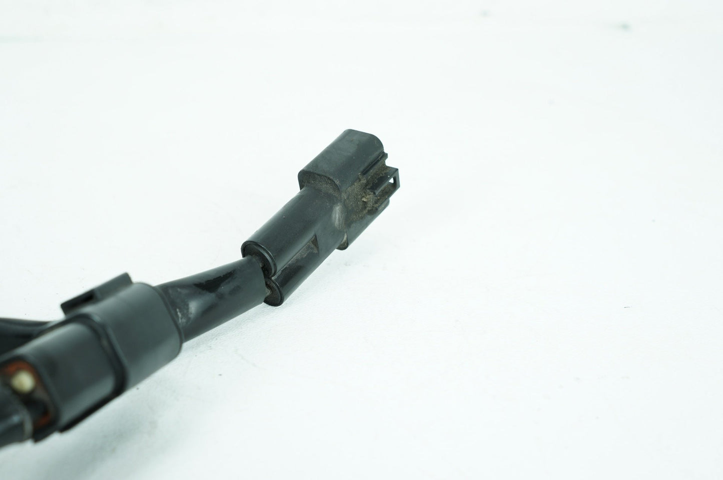 1999 - 2006 Harley-Davidson Dyna Wide Glide Voltage Regulator Rectifier  74631-04