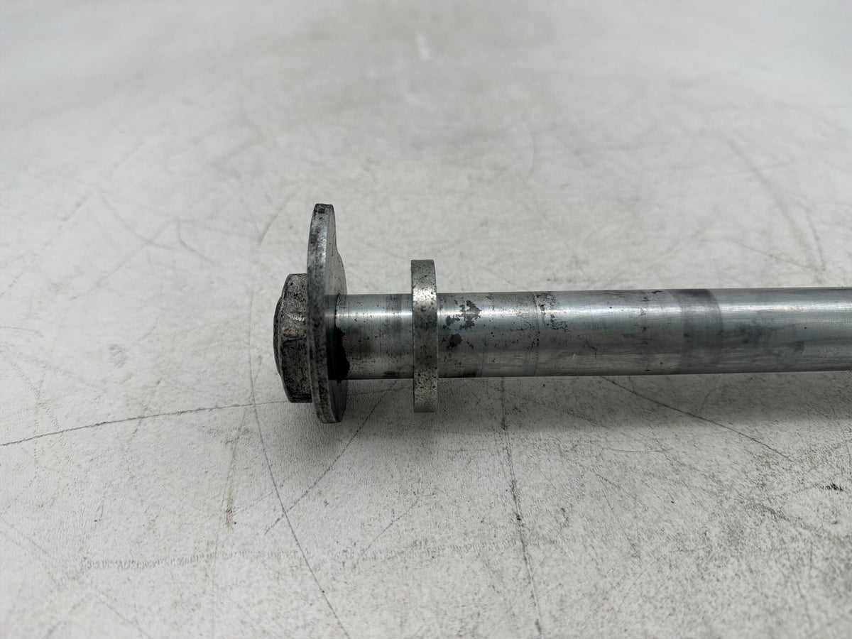 2009 Harley Electra Glide Touring CVO Screamin Eagle Rear Wheel Axle Bolt Shaft