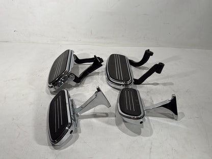 2010 Harley Street Glide Touring FLHX OEM Left Right Driver & Pass Floorboard Foot Rest
