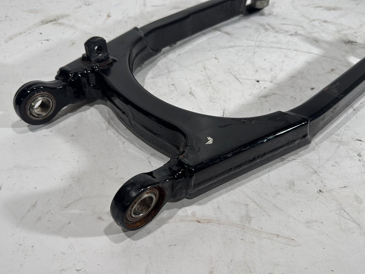 2006 Harley Sportster 1200 Custom XL1200C OEM Rear Fork Swingarm Swing Arm