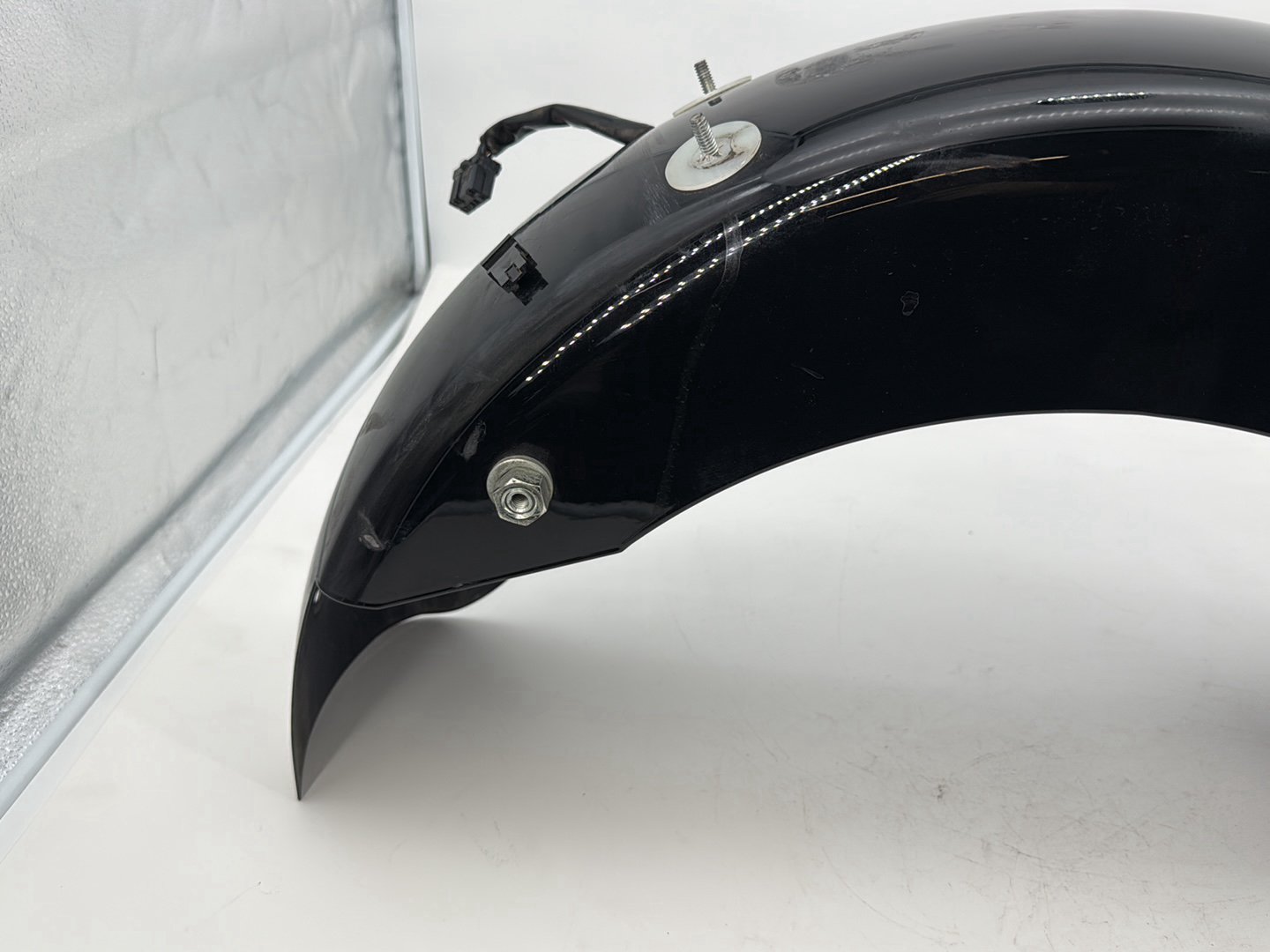 1999 - 2006 Harley-Davidson Touring Road King Custom Rear Wheel Fender & Turn Signals Bar 58702-02B