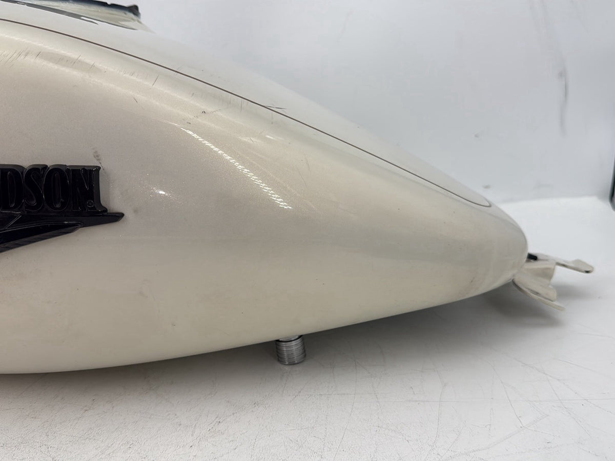 2015 Harley Touring FLHXS Street Glide OEM Fuel Gas Tank Gasoline Reservoir