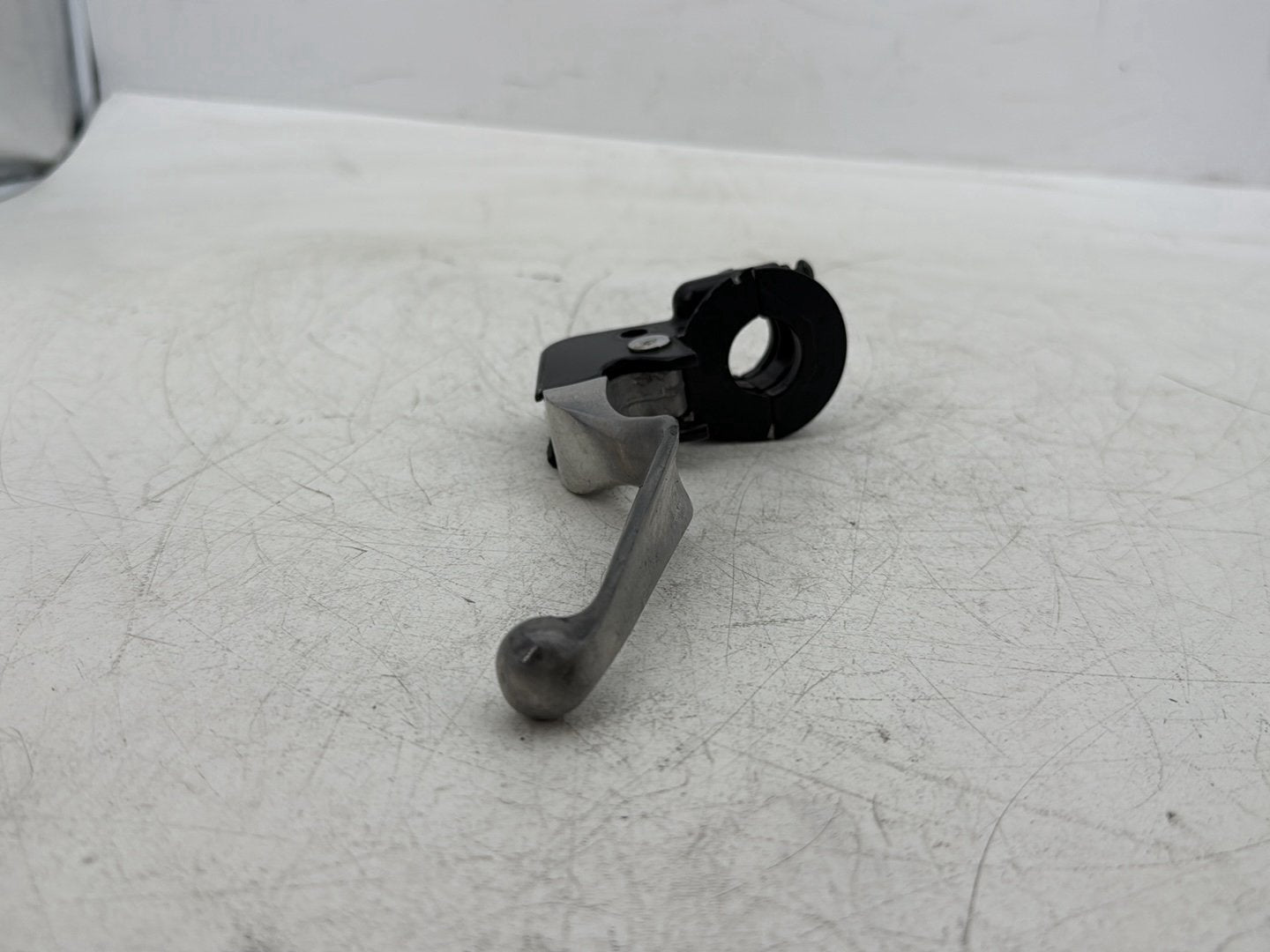 2006 Harley Electra Glide Touring Classic FLHTCI OEM Front Left Hand Clutch Control Lever