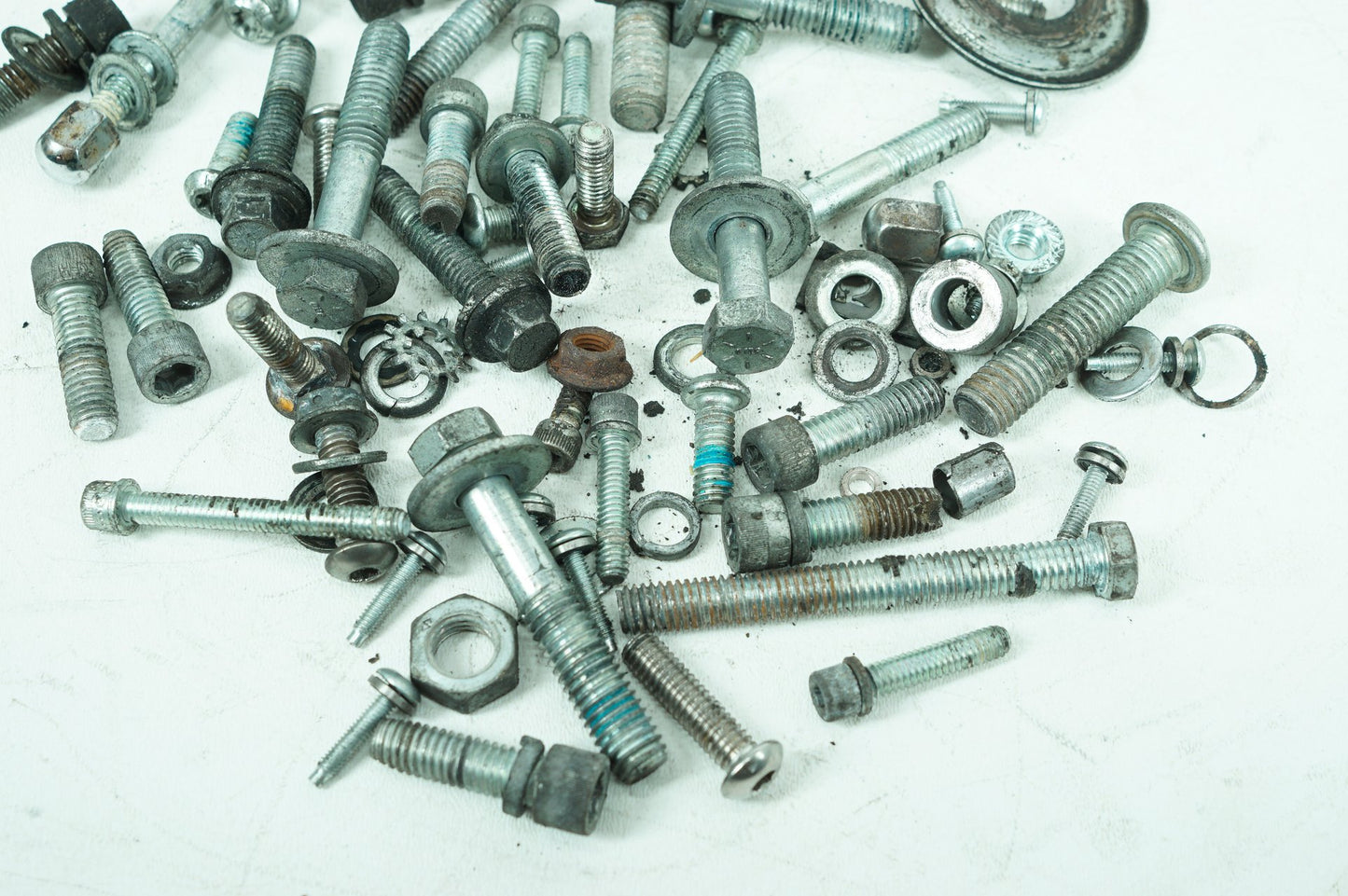 2007 - 2013 Harley-Davidson Dyna Street Bob Hardware Bolts Nuts & Brackets
