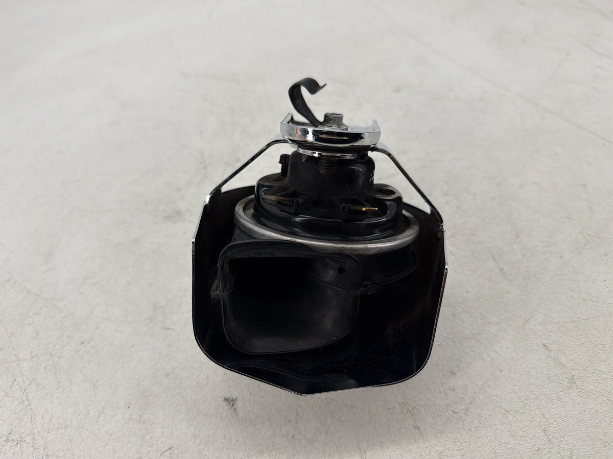 1998 Harley Electra Glide Touring Ultra OEM Horn Signal Klaxon Chrome Cover
