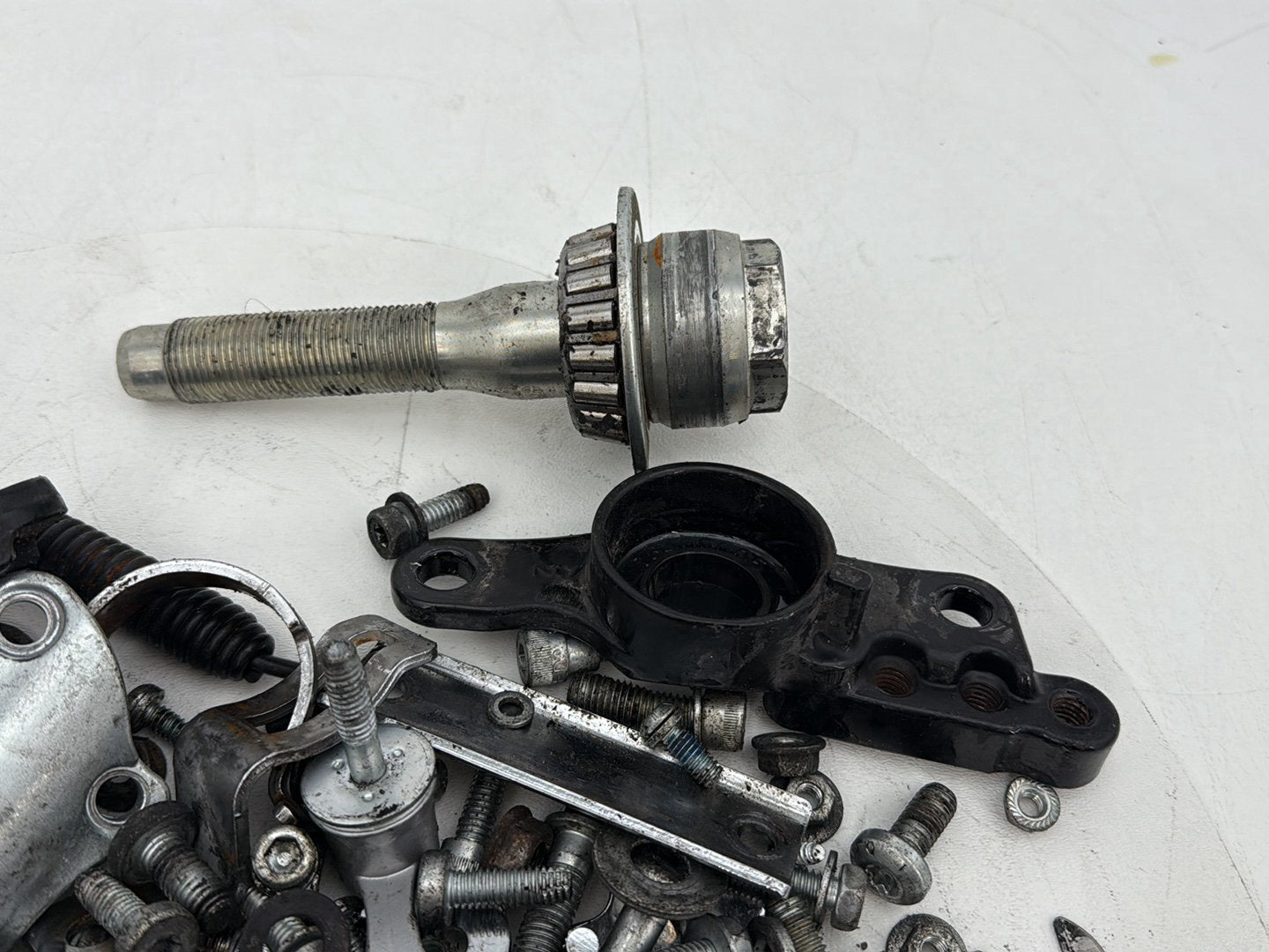 2019 - 2023 Harley-Davidson Touring Street Glide Hardware Bolts Nuts & Brackets 45700020A