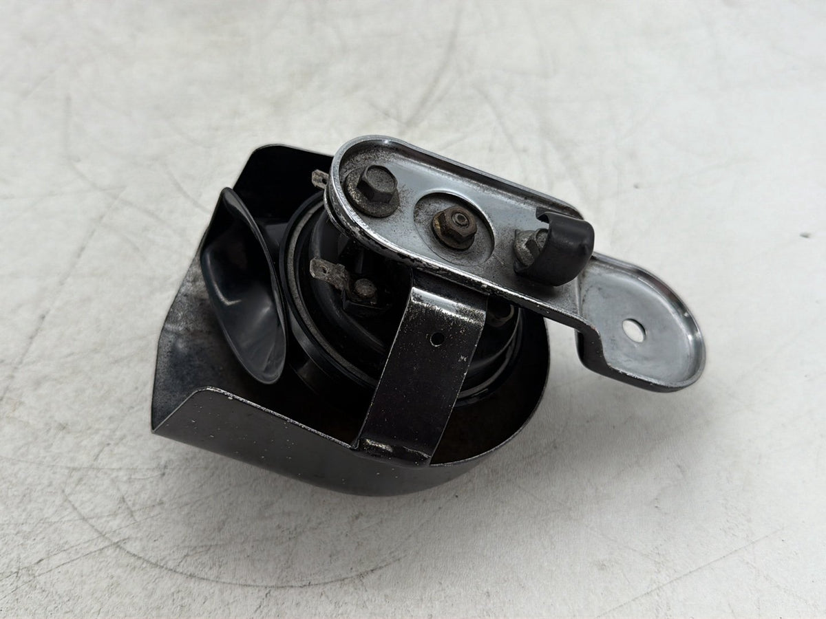 2008 Harley Dyna Fat Bob FXDF OEM Signal Horn Klaxon Beep
