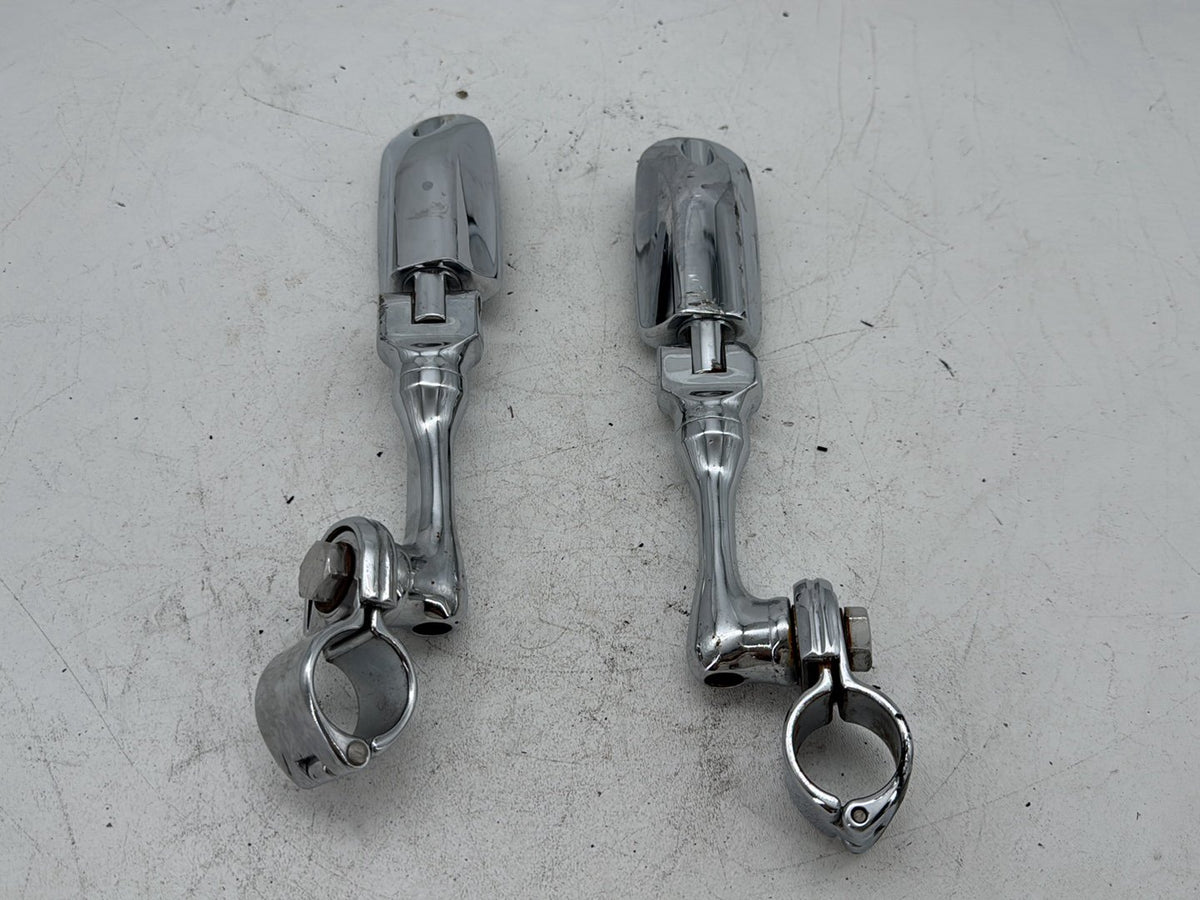 2006 Harley Street Glide Touring FLHXI OEM Front Right Left Highway Foot Pegs
