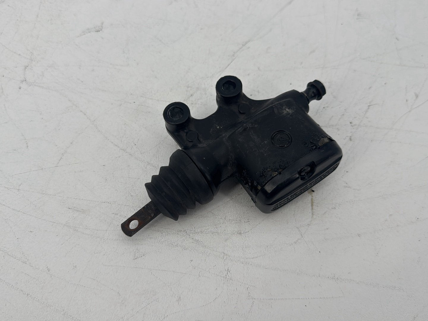 2008 Harley Touring FLHT Electra Glide OEM Rear Brake Master Cylinder Reservoir