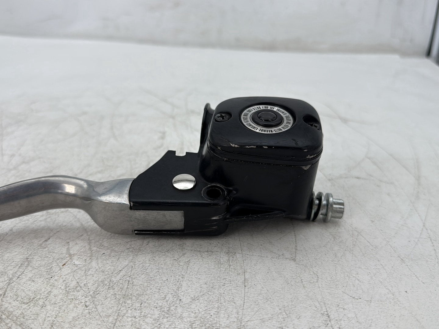 2013 Harley Heritage Softail Classic FLSTC OEM Front Right Brake Lever Master Cylinder
