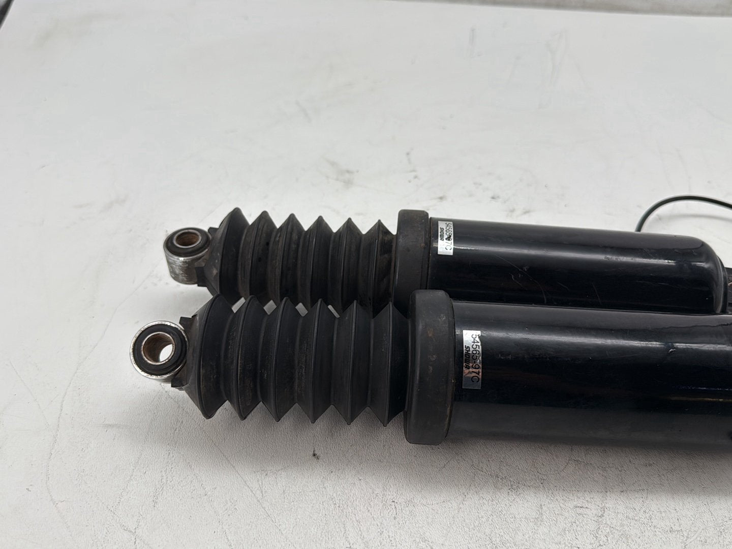 2006 Harley Touring Electra Glide Classic Rear Left Right Shock Absorbers 13"
