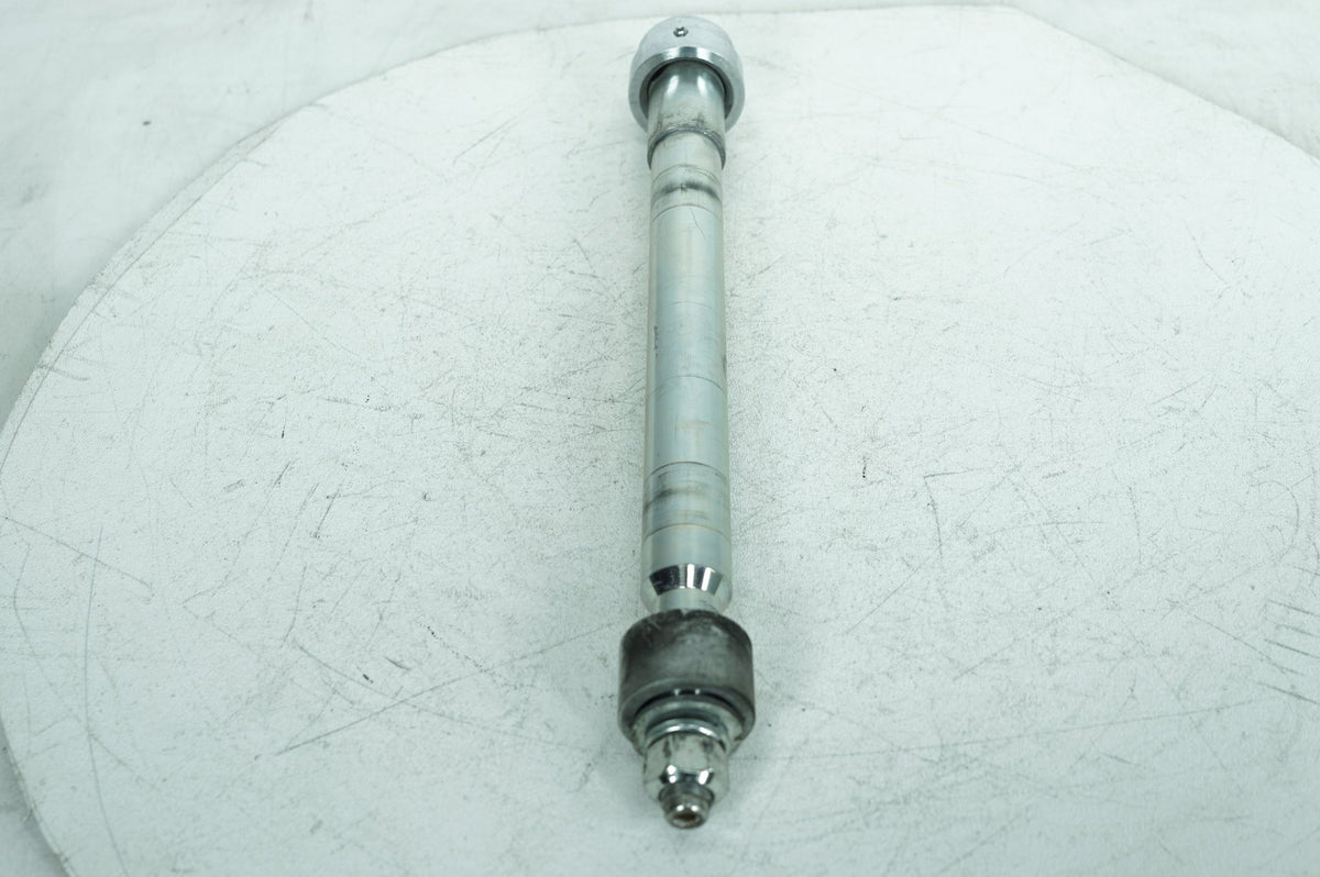 2005 Harley Touring FLHTCI Electra Ultra Classic OEM Front Wheel Axle Bolt Shaft