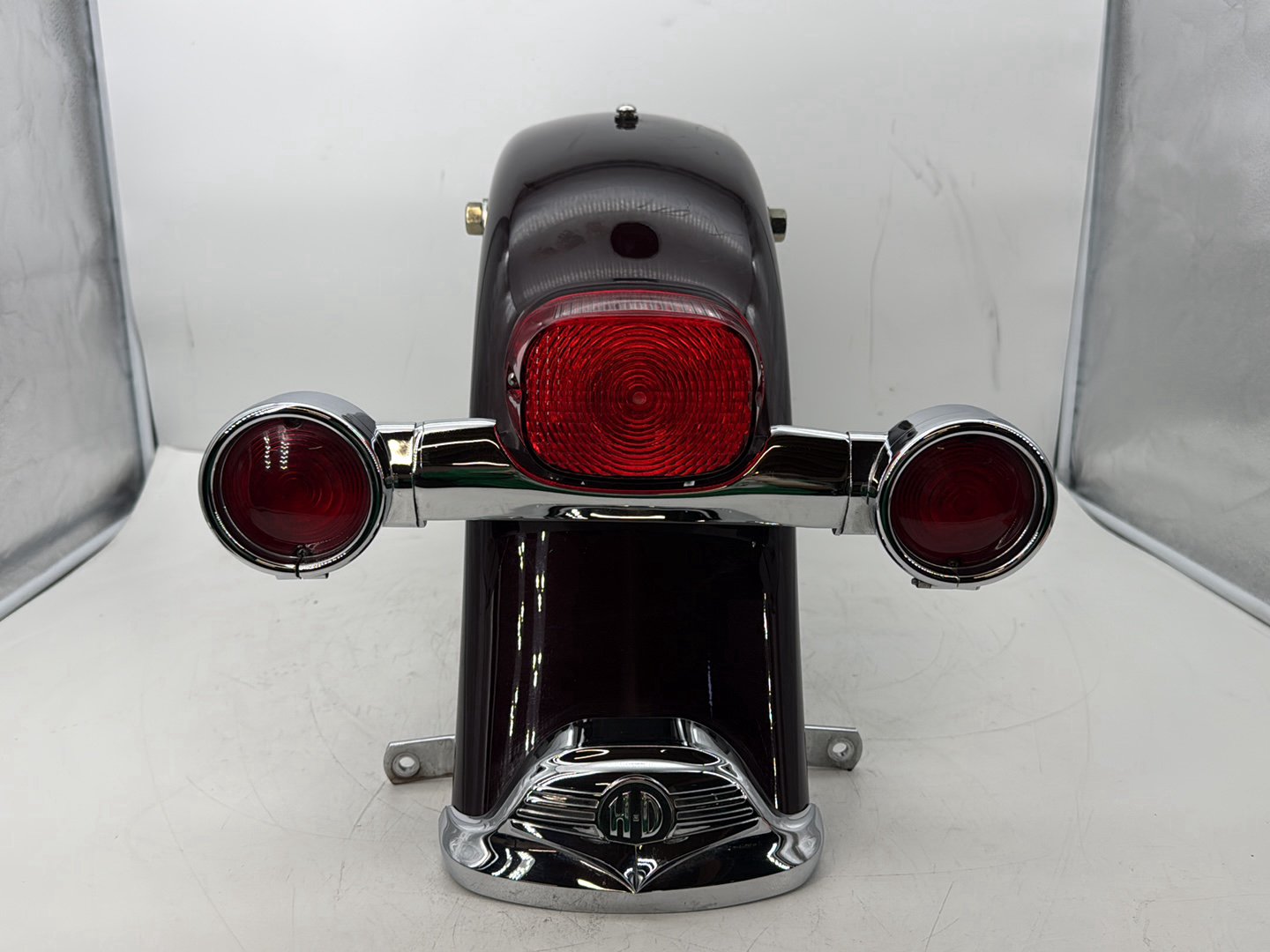 2005 Harley Touring FLHRCI Road King Classic OEM Rear Wheel Fender & Turn Signals Bar