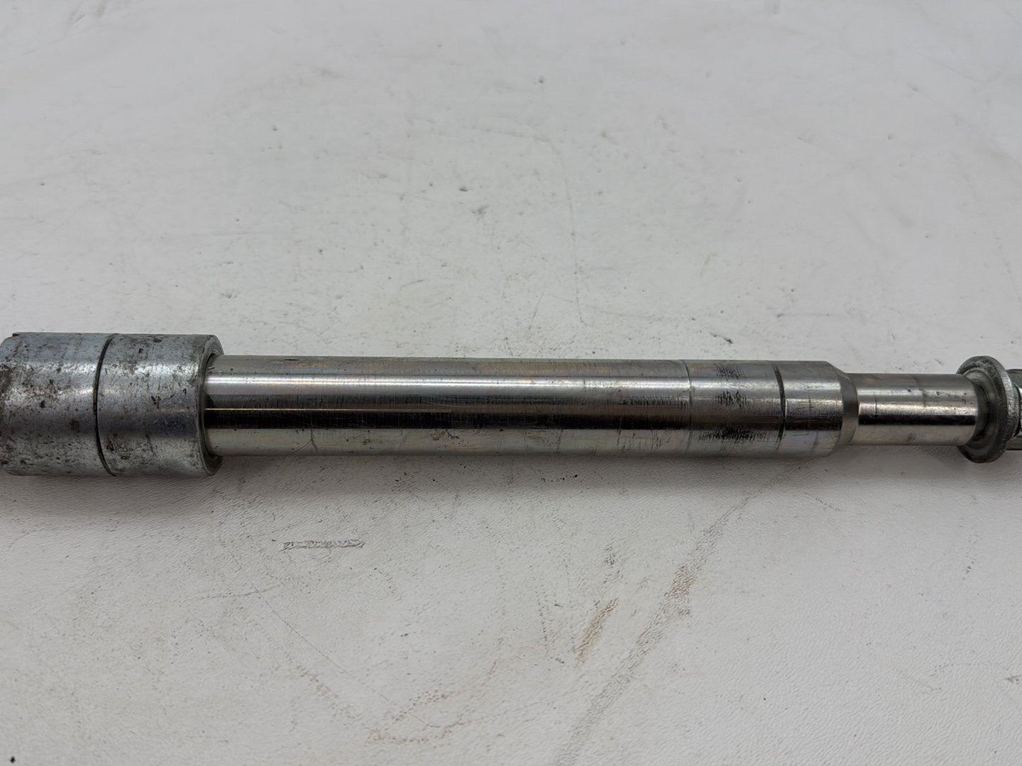 2007 Harley Street Glide Touring FLHX OEM Front Wheel Axle Bolt Shaft