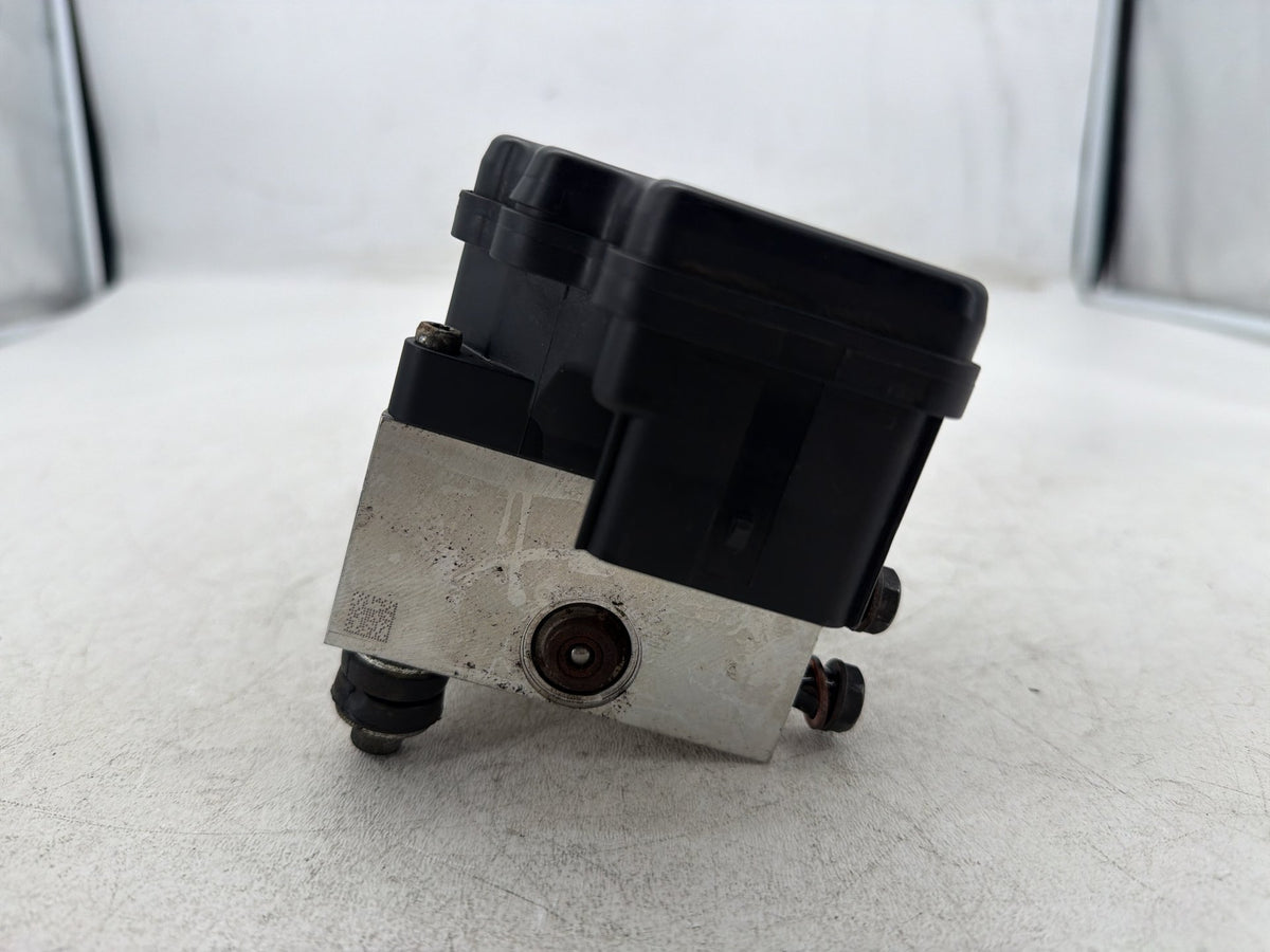 2012 Harley Electra Glide Touring Ultra OEM ABS Brake Pump & Control Module