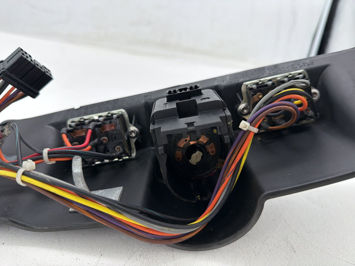 2011 Harley Electra Glide Touring OEM Dash Ignition Cap Switch Lockset NO Key