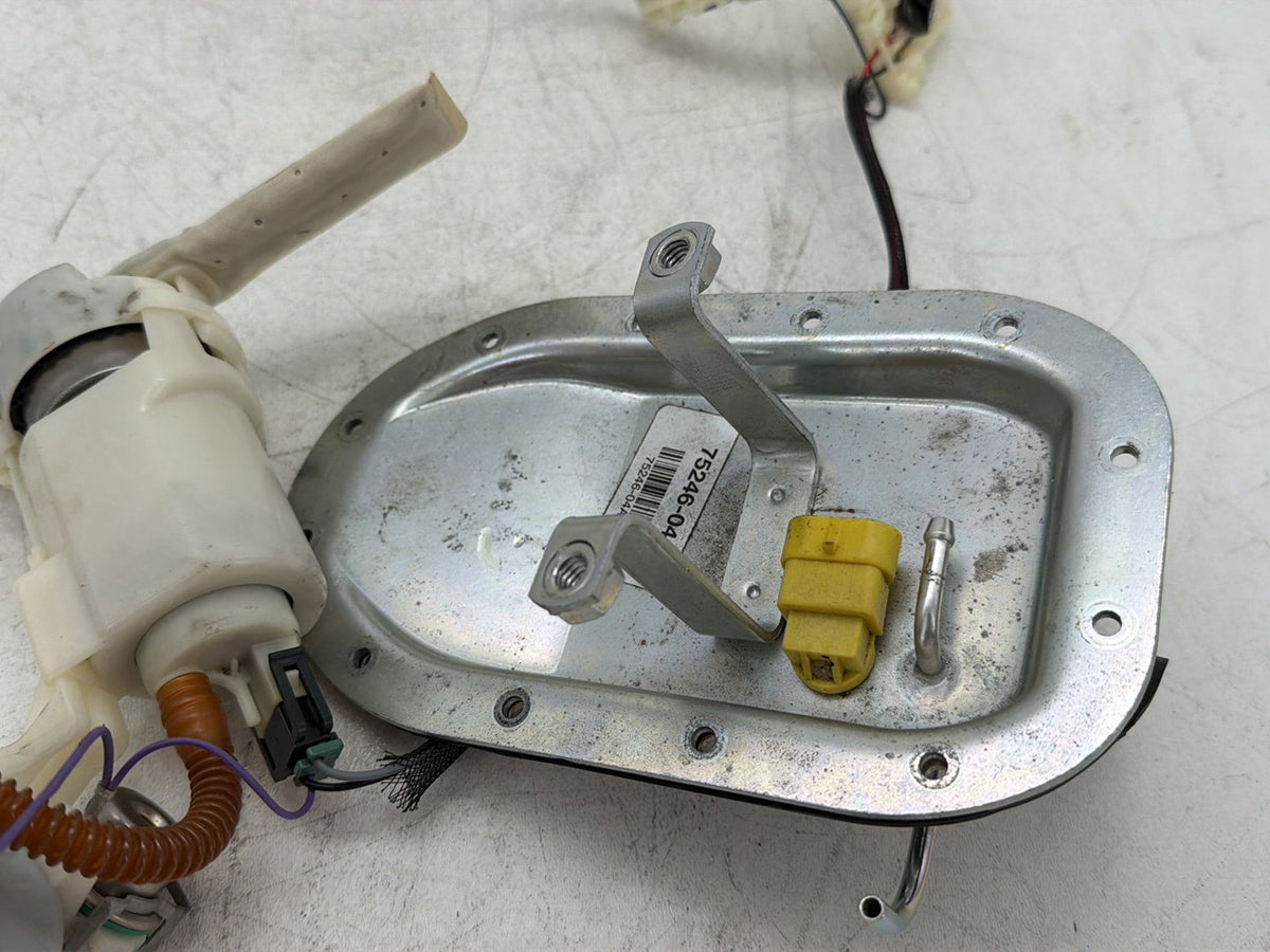 2014 Harley Dyna Switchback FLD OEM Fuel Pump Gas Gasoline Petrol Sending