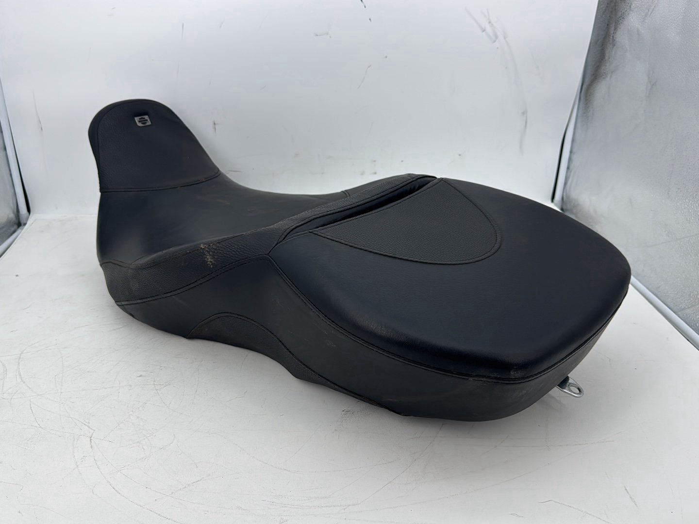 2008 - 2016 Harley-Davidson Touring Electra Glide Ultra Passenger Rider Driver Seat Saddle 52000033