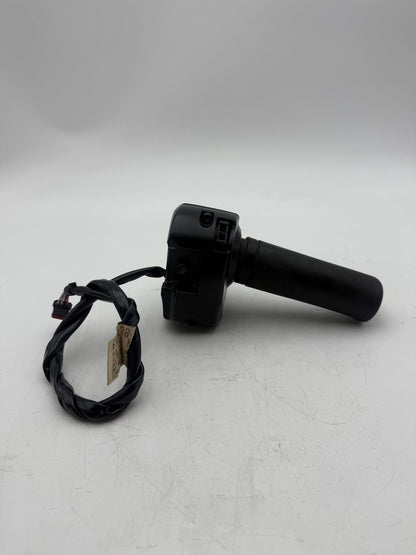 2008 - 2016 Harley-Davidson Touring Street Glide Left Turn Signal Headlight Switches Controls 71500128A